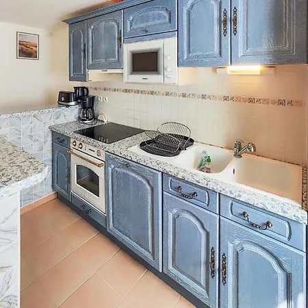 Beautiful In With Kitchen * 波尔蒂拉盖
