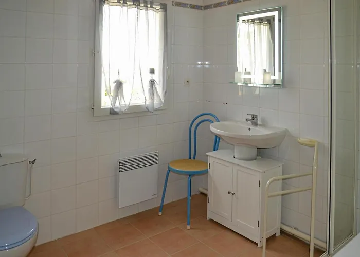 別荘 3 Bedroom Gorgeous In ポルティラーニュ